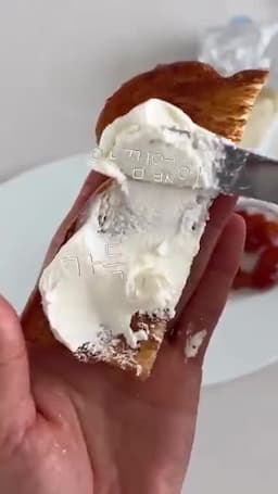 맛 포인트와 서빙 팁(올리브유·꿀·크림치즈 추천)