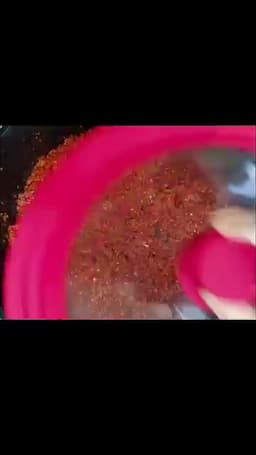 조리 과정 자르기 → 들기름·설탕 → 다시마 → 약불 1시간