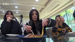 마무리-완성된 연어 스테이크 시식