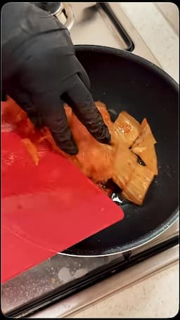 재료 준비와 조리 과정