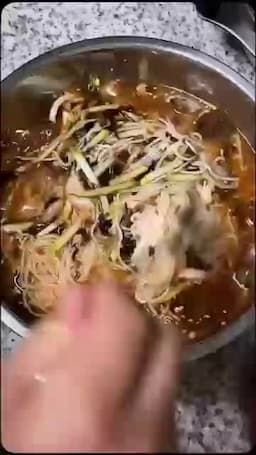 통깨 마무리와 매운맛 조절